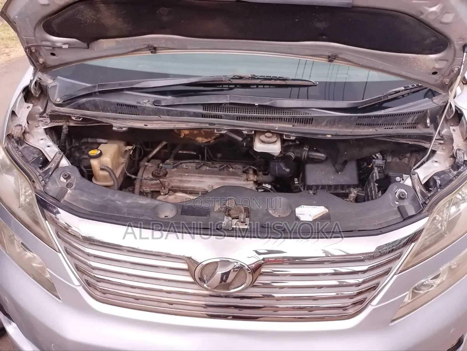 Toyota Alphard 2009 Silver