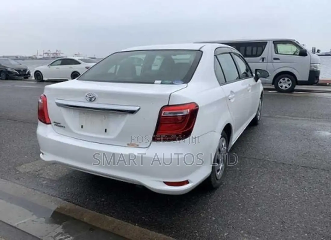 Toyota Axio 2020 Pearl