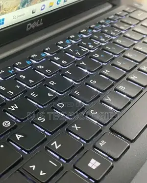 Laptop Dell Latitude 7390 8GB Intel Core i5 SSD 256GB