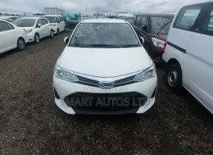 Toyota Corolla Fielder 1.5 Hybrid FWD 2020 Off white