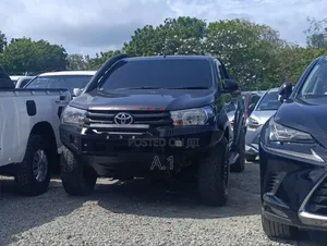 Toyota Hilux 2019 Gray