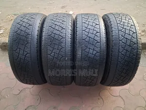 235/65r17 Pirelli