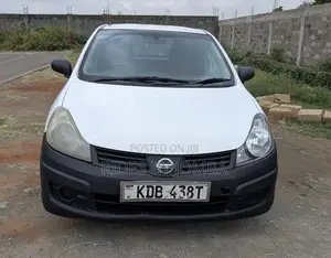 Nissan Advan 2014 White