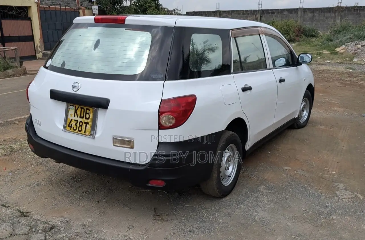 Nissan Advan 2014 White
