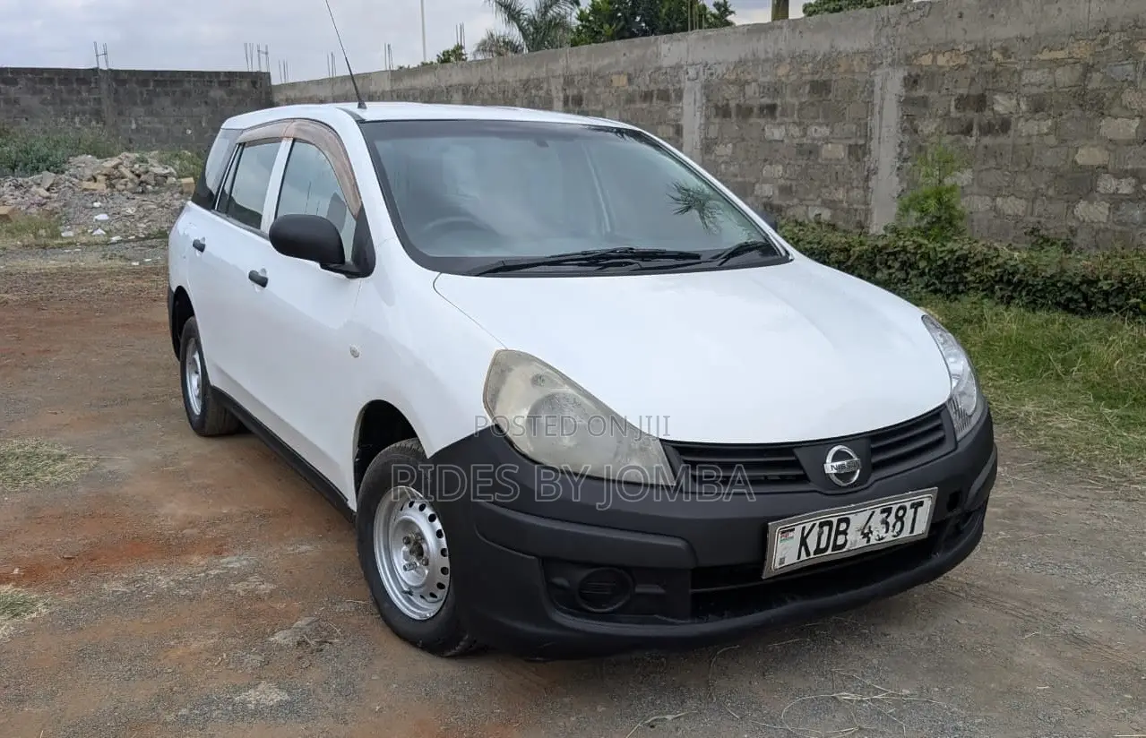 Nissan Advan 2014 White