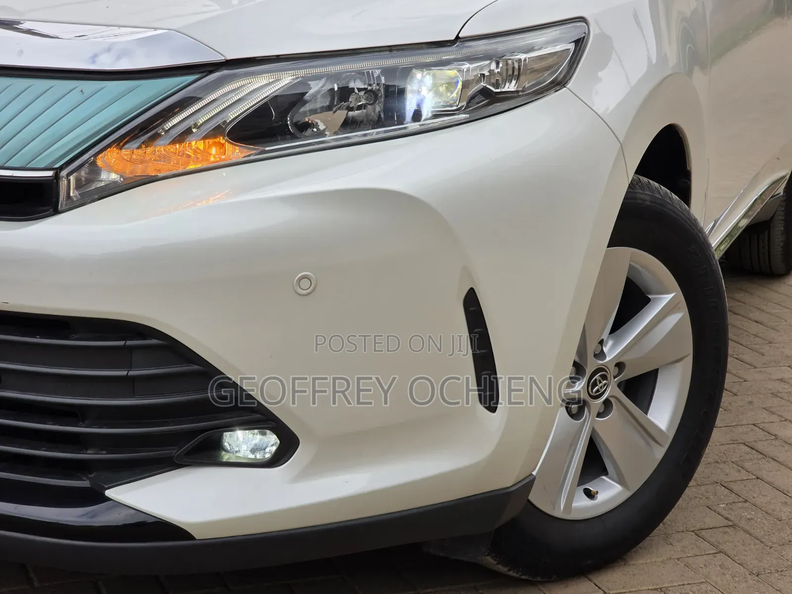 Toyota Harrier 2019 White