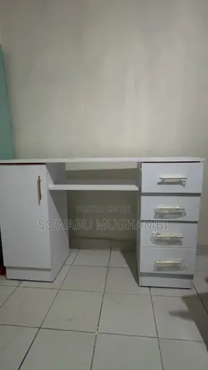 Manicure Table (Good Nail Manicure Table) With Both Sides Drawers