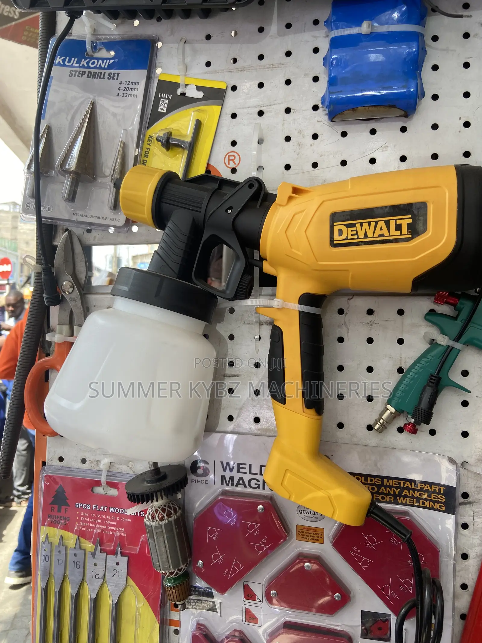 Dewalt Cordless Paint Sprayer / Cordless Painter