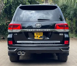 Toyota Land Cruiser 2011 Black
