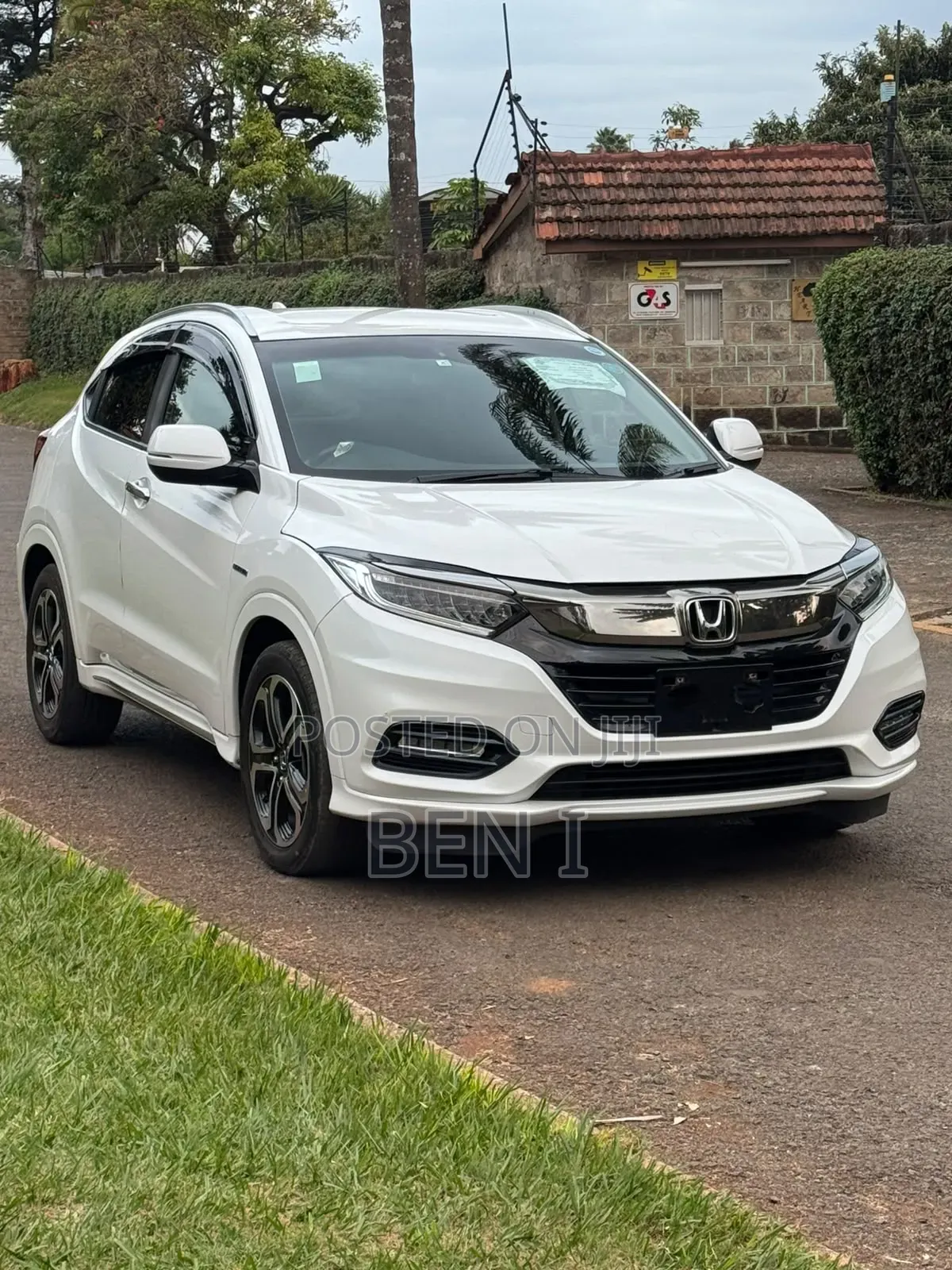 Honda Vezel 2019 White