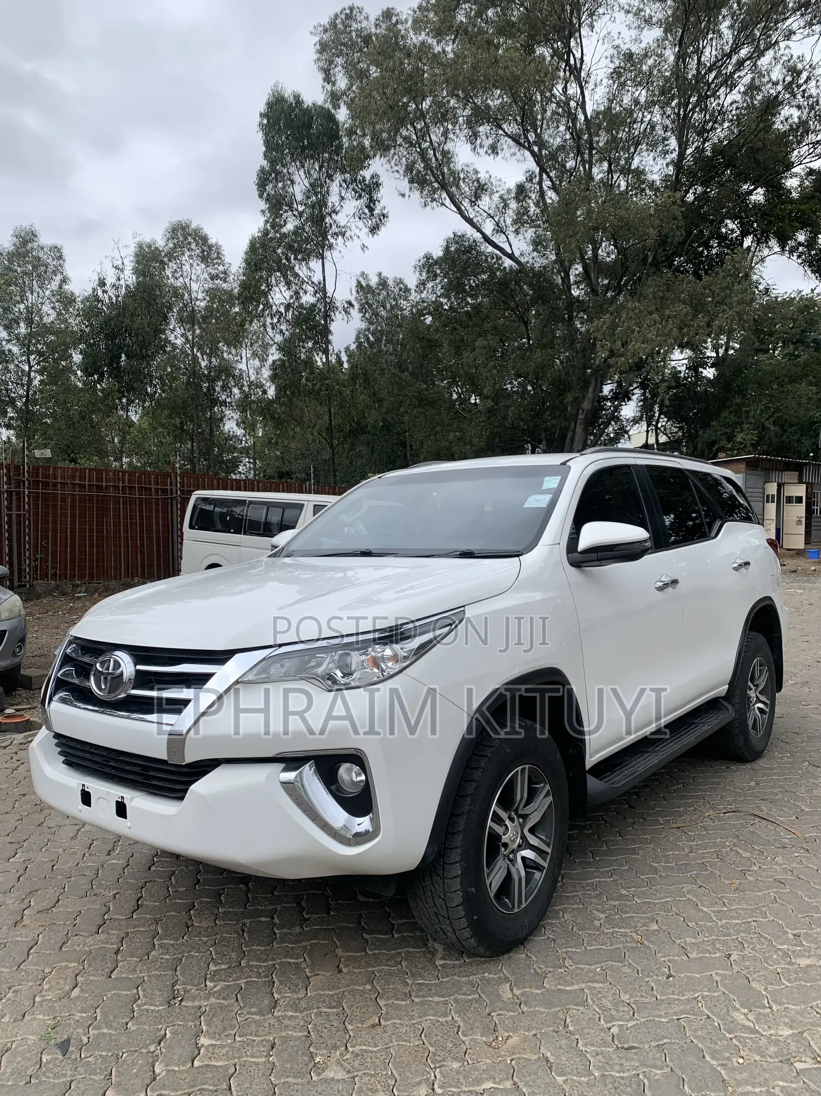 Toyota Fortuner 2.4 D AWD 2019 White