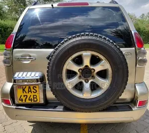 Toyota Land Cruiser Prado 2006 Beige