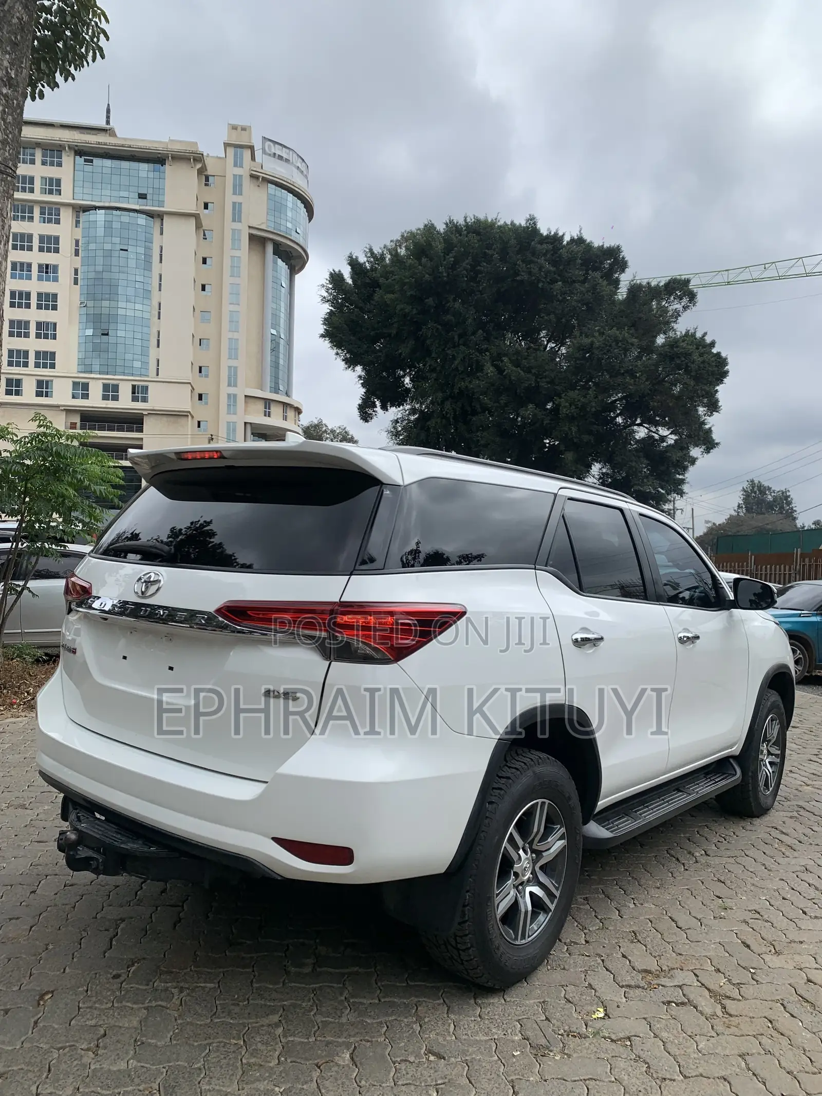 Toyota Fortuner 2.4 D AWD 2019 White