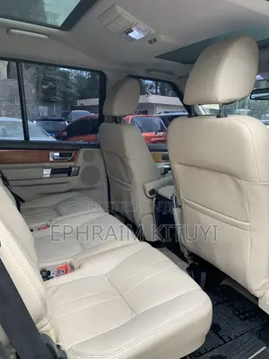 Land Rover Discovery 2015 Silver