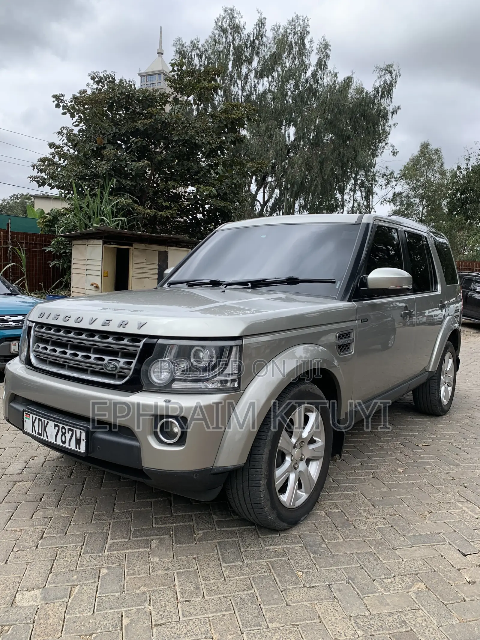Land Rover Discovery 2015 Silver