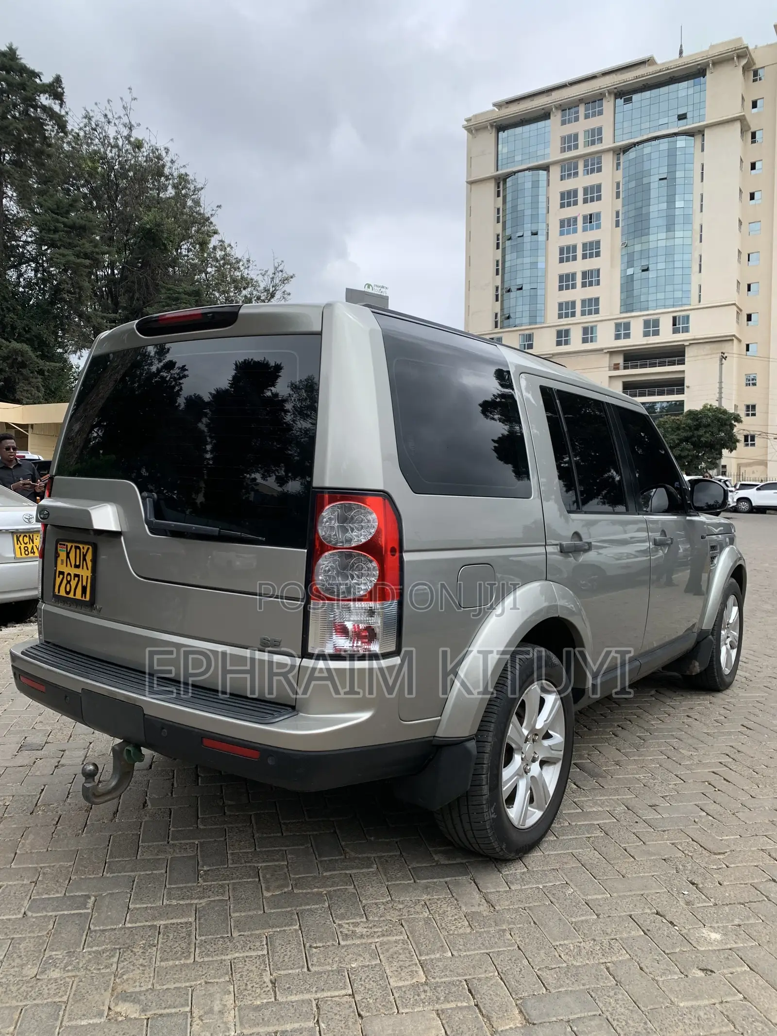 Land Rover Discovery 2015 Silver