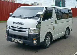Toyota HiAce 2014 White
