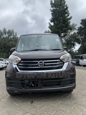 Nissan Dayz Roox 2019 Maroon