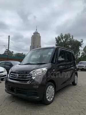 Nissan Dayz Roox 2019 Maroon