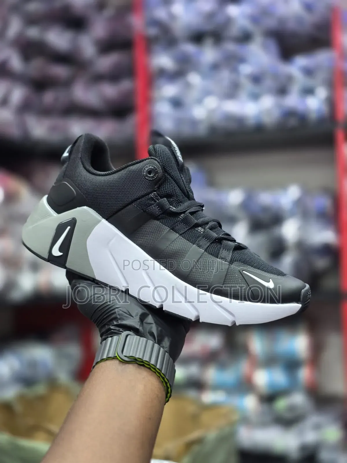 Black White Nike Free Metcon 7 Sneakers