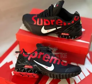 Nike Airmax Supreme “Black Red“
Quality Leather