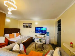 Cozy Airbnbs Studio Kamakis at Crown Z Towers