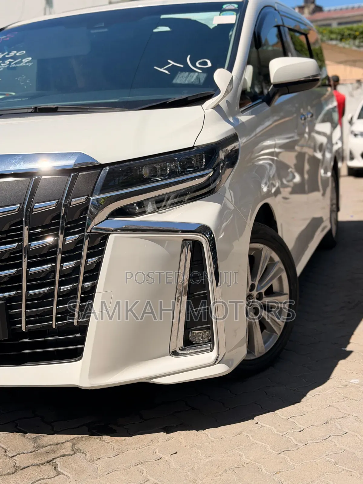 Toyota Alphard 2020 White