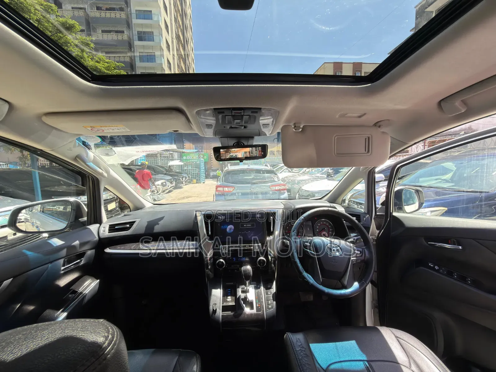 Toyota Alphard 2020 White