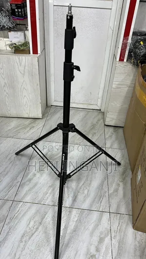 Casi 280 T Black Stand
