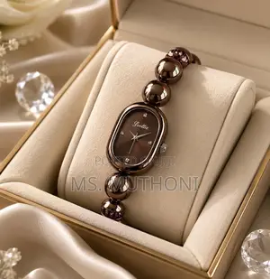 Minimalist Oval Dial With a Dainty Bracelet Scottie Ladies