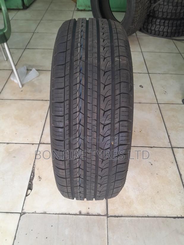 225/55r19 Centara