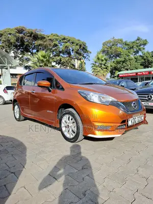 Nissan Note 1.2 Hybrid 2017 Orange