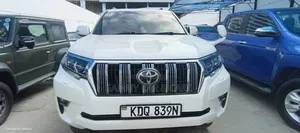 Toyota Land Cruiser Prado 2018 White