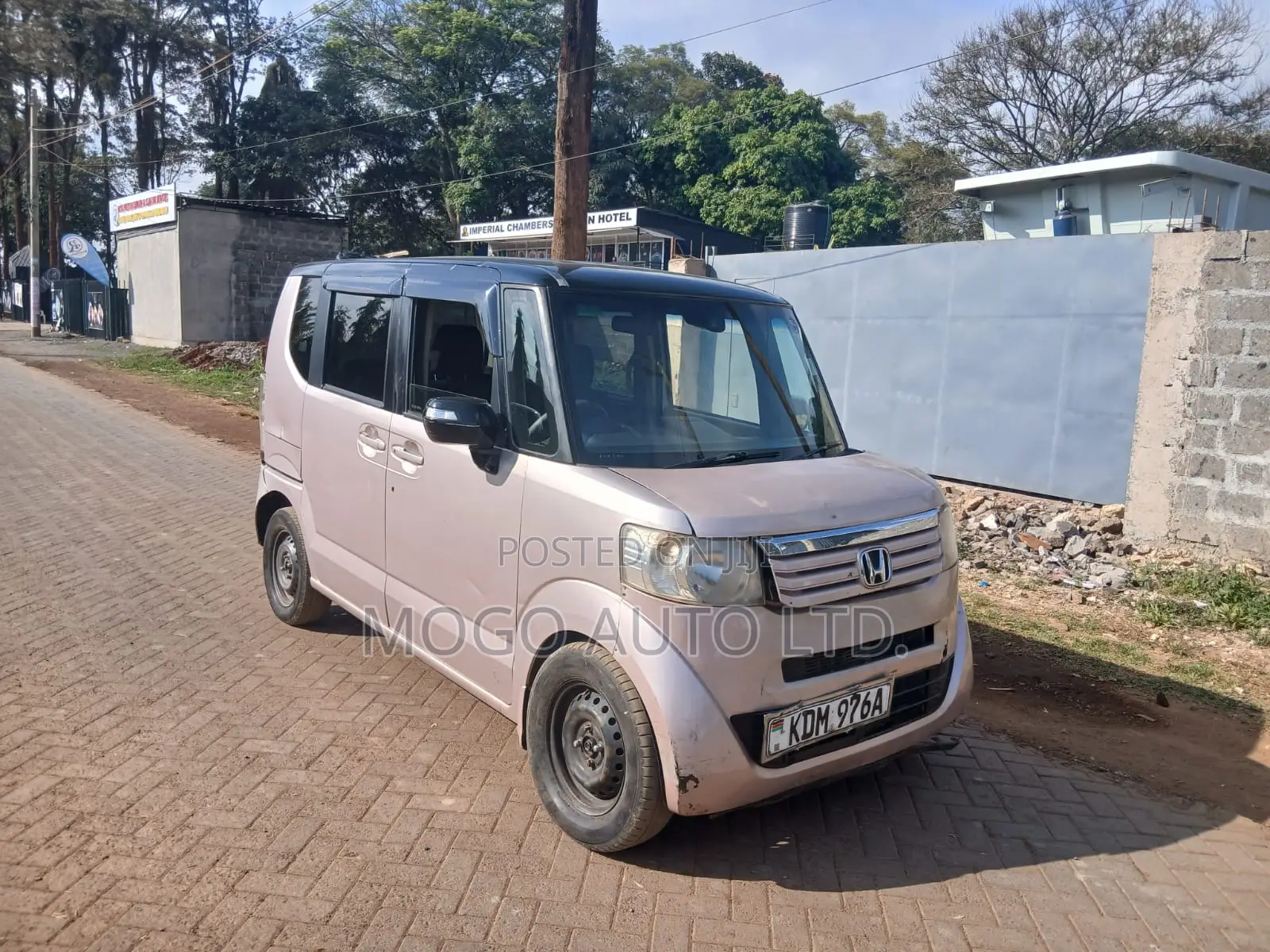 Honda N-Box 2015 Pink