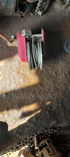 Lifting Machine