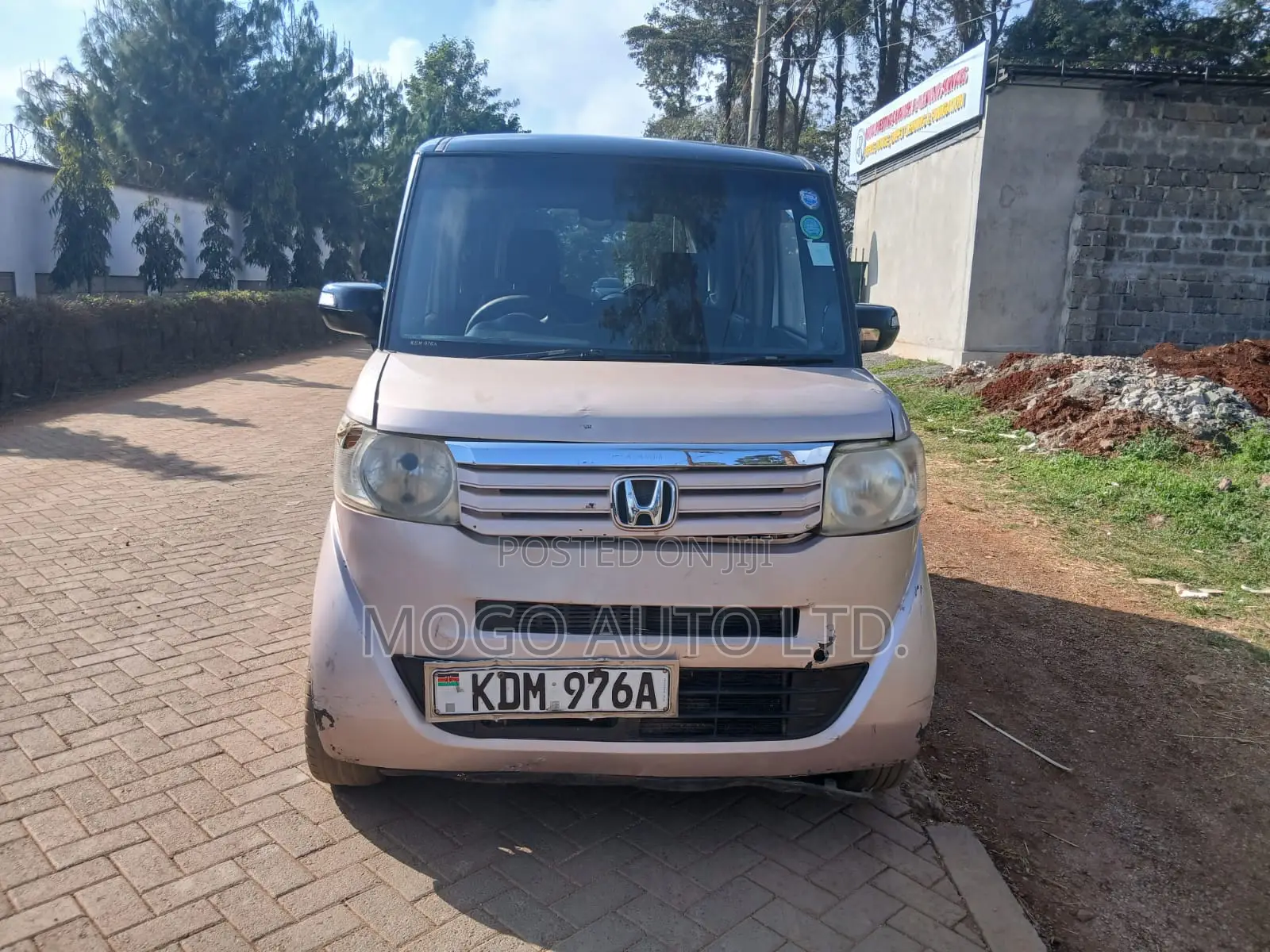 Honda N-Box 2015 Pink