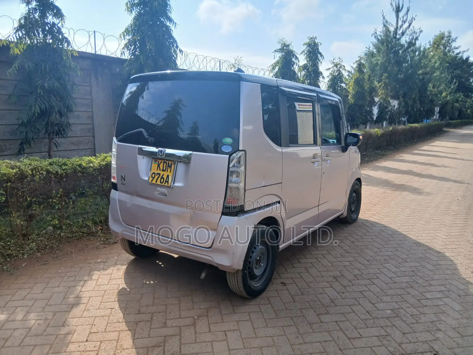 Honda N-Box 2015 Pink