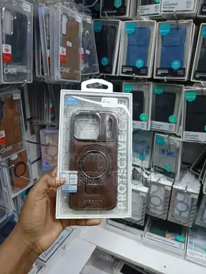 iPhone 15 Pro High-Quality Brown Sleek Cover
