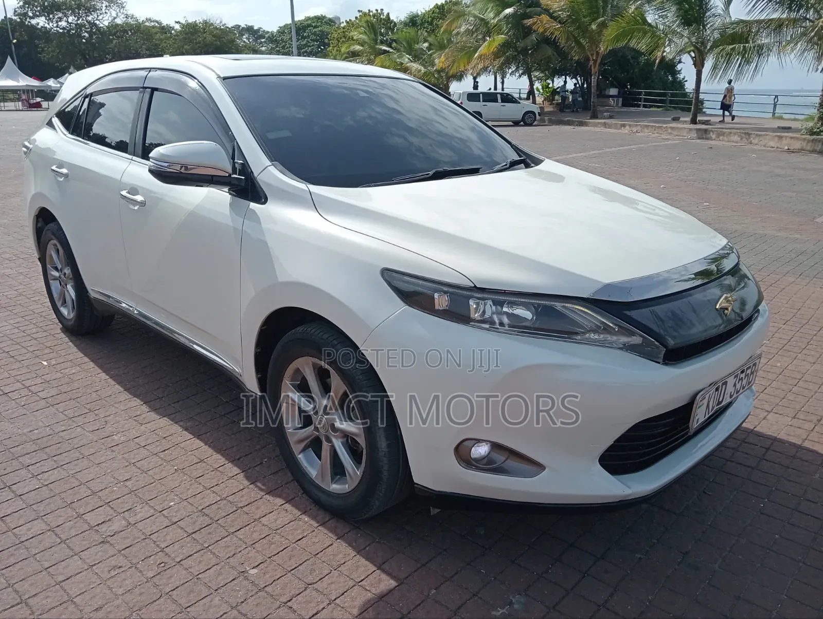 Toyota Harrier 2014 White