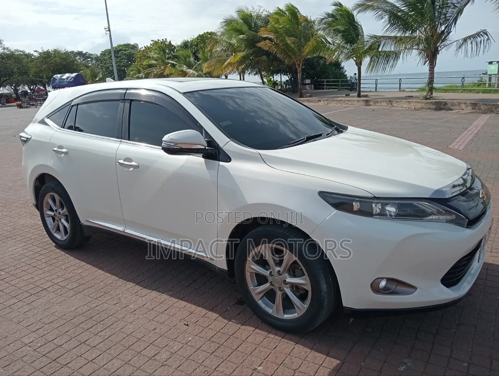 Toyota Harrier 2014 White