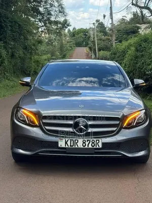 Mercedes-Benz E200 2017 Gray