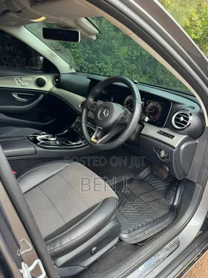 Mercedes-Benz E200 2017 Gray