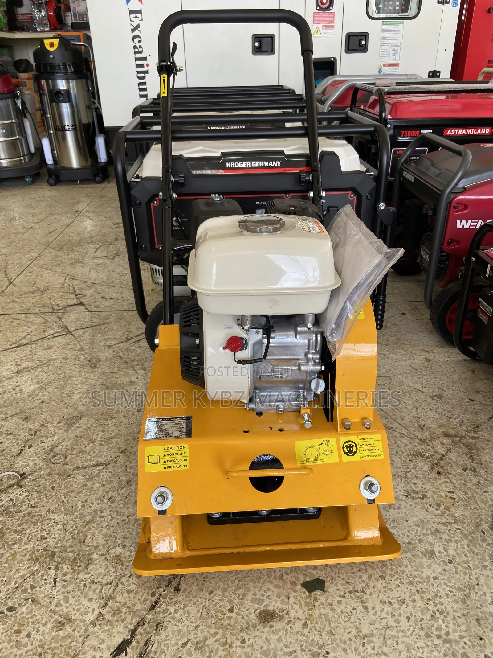 Aico Japan 90kgs Plate Compactor With Engine