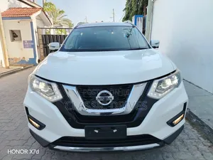 Toyota Vitz 2019 White