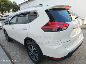 Toyota Vitz 2019 White