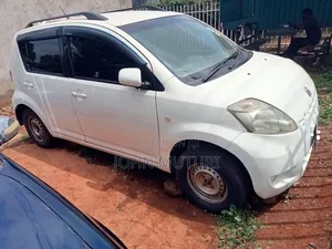 Toyota Passo 2009 White