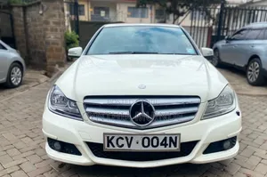 Mercedes-Benz C200 2012 White