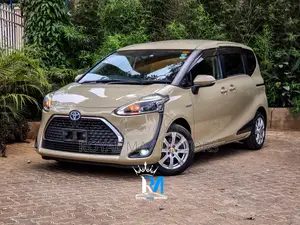 Toyota Sienta 2019 Beige