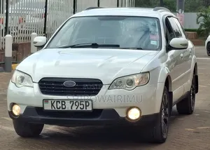Subaru Outback 2007  White 