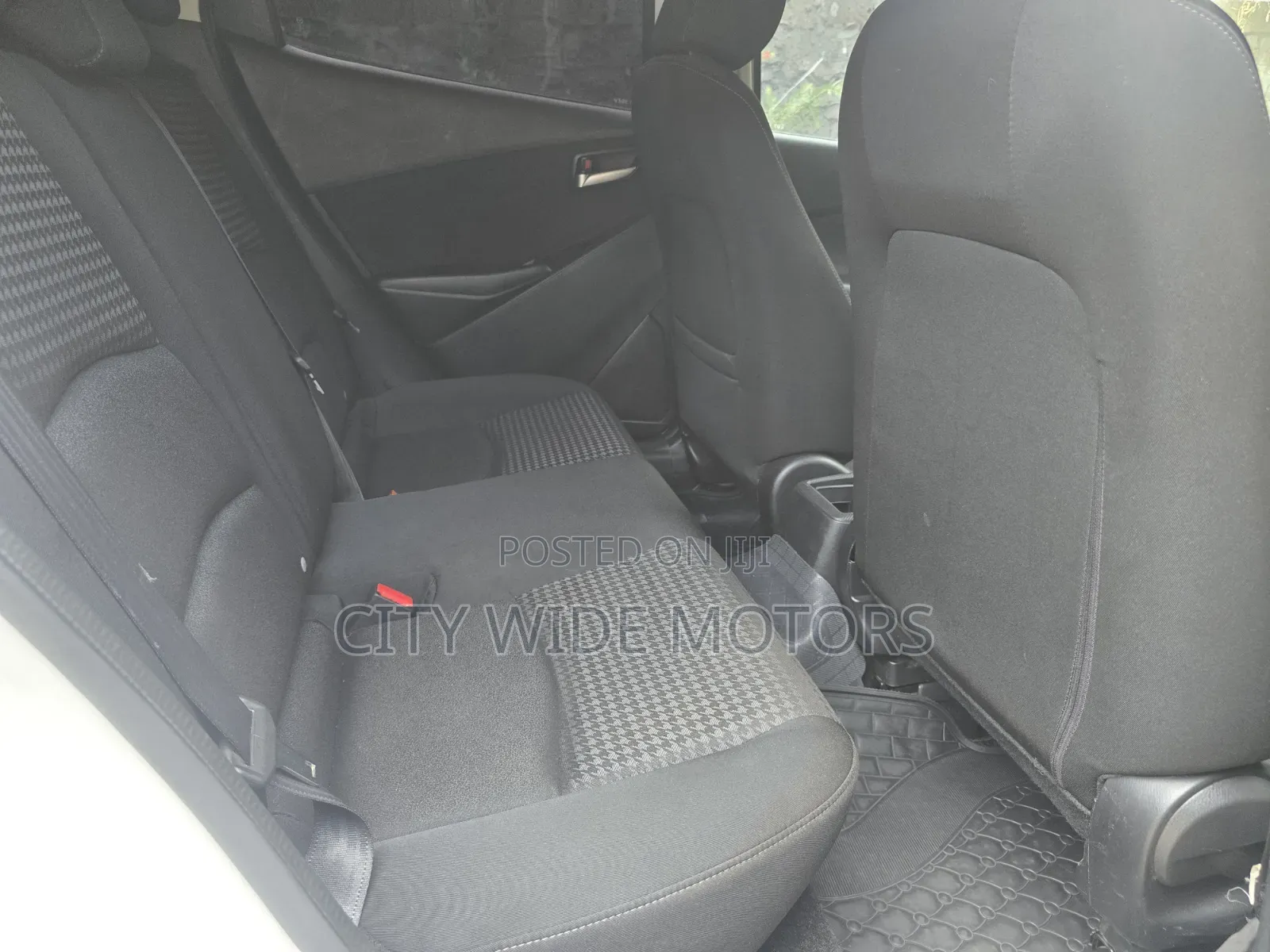 Mazda Demio 2018 White
